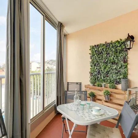 Delta Apartment